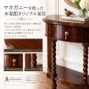 玄関を上品に整えたい方に喜ばれている、飾って使える半円コンソールテーブル