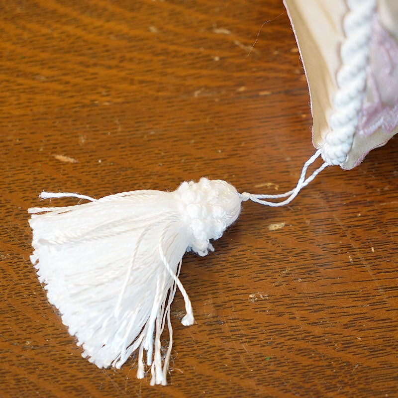 アクアフラワー Aqua flower オペラピンク クッションカバー 45×45cm おしゃれ タッセル付 ジェニファーテイラー調