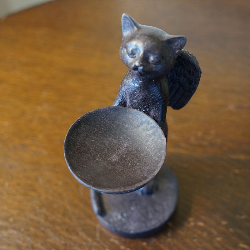 猫雑貨 置物 皿を持ったねこ 猫の置物 可愛い おしゃれ 雑貨 ねこの置物 小物入れ 癒やしアイテム
