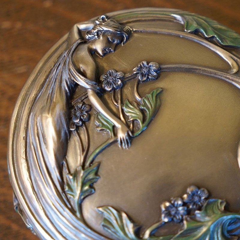 インテリア雑貨 小物入れ ジュエリーボックス アールヌーボー 置物 オブジェ 小物入れ 手彩色 ハンドペイント