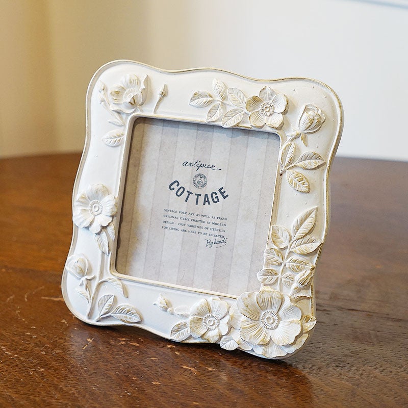 フォトフレーム 写真立て フラワー ウェーブスクエア フォトフレーム Sサイズ ホワイト 壁掛け可 メール便使用