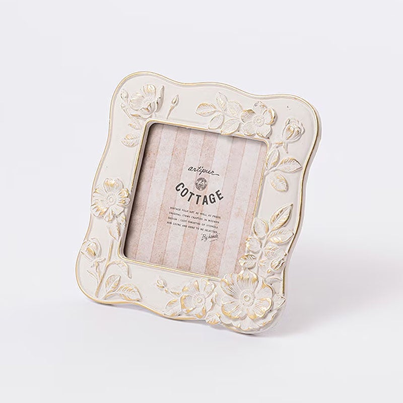 フォトフレーム 写真立て フラワー ウェーブスクエア フォトフレーム Sサイズ ホワイト 壁掛け可 メール便使用