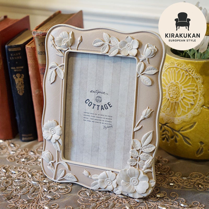 フォトフレーム 写真立て フラワー ウェーブスクエア フォトフレーム Lサイズ ピンク 壁掛け可 メール便使用