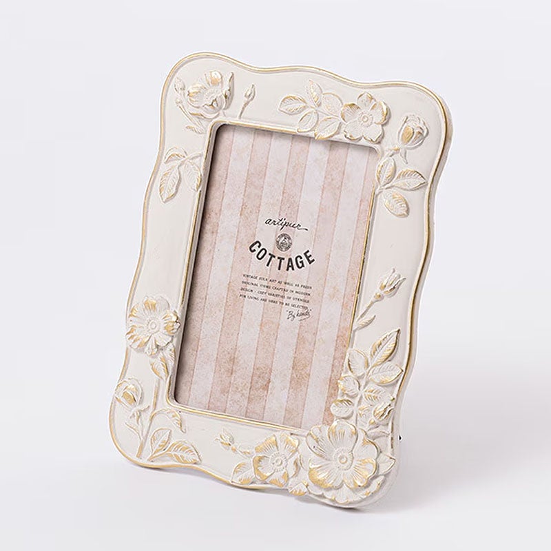 フォトフレーム 写真立て フラワー ウェーブスクエア フォトフレーム Lサイズ ホワイト 壁掛け可 メール便使用