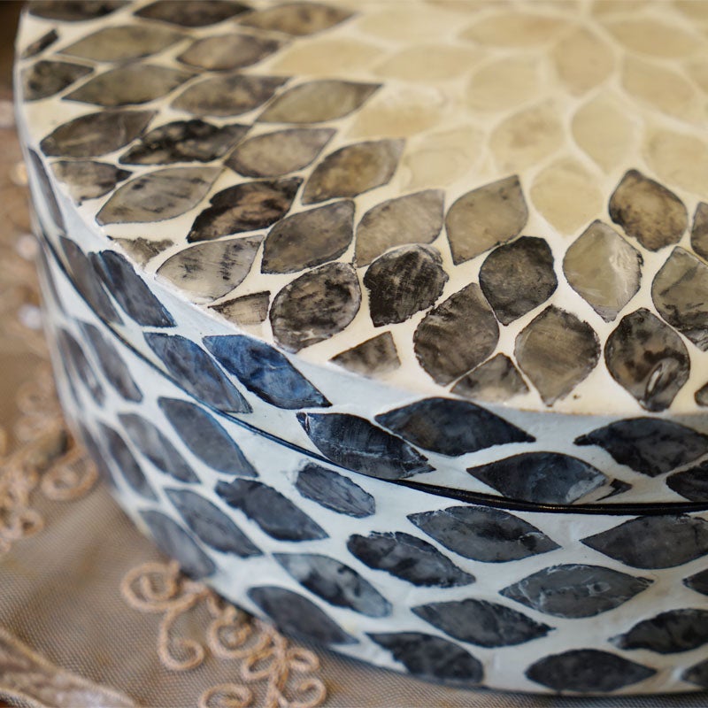 小物入れ ふた付き 丸型 貝張り シェル オブジェ 置物 アンティーク 雑貨 オブジェ 輸入雑貨 インテリア 雑貨